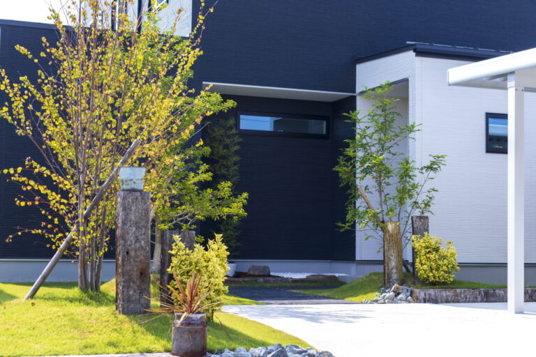 価格も品質もあきらめない！足利市の新築外構ならモミの木 ExteriorGardenへ